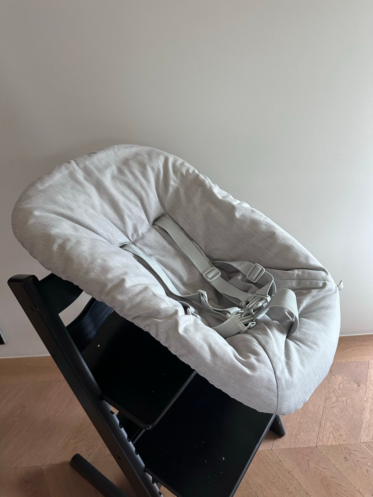Stokke Tripp Trapp Newborn Set met bekleding, Ophalen of Verzenden, Zo goed als nieuw, Meegroeistoel, Gordel(s)
