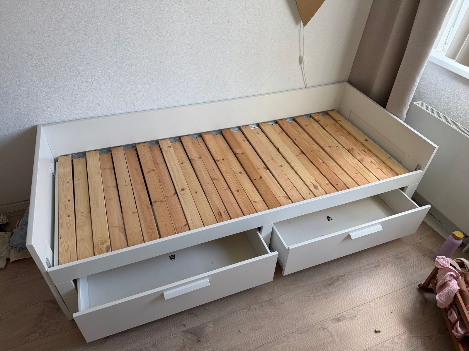 MOET ZSM WEG! IKEA BRIMNES slaapbank met 2 lades - Wit, Ophalen, Gebruikt, Wit, Tweepersoons