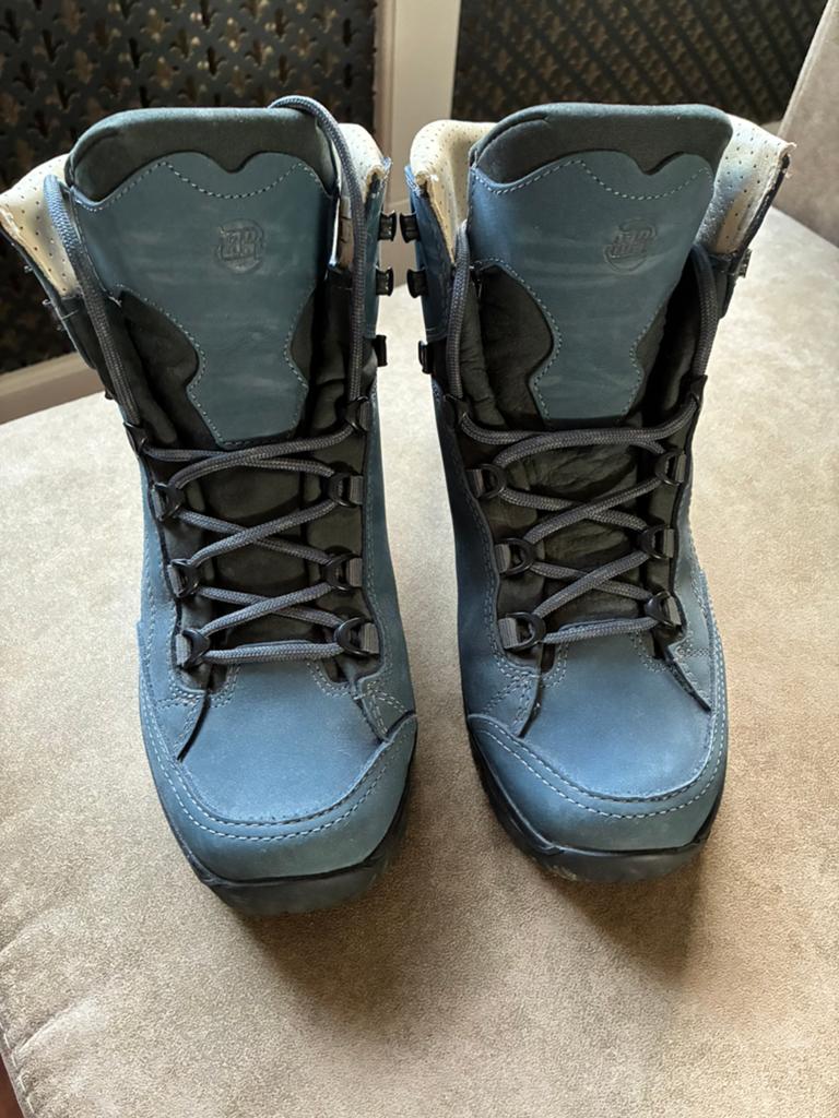 Hanwag wandelschoenen 42 1x op gelopen dus gewoon nieuw, Sport en Fitness, Bergsport en Wandelen, Ophalen, Zo goed als nieuw, Schoenen