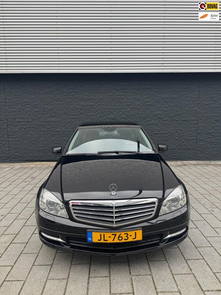 Mercedes-Benz C-klasse 180 Elegance, Auto's, Mercedes-Benz, Automaat, 1796 cc, Zwart, 14 km/l