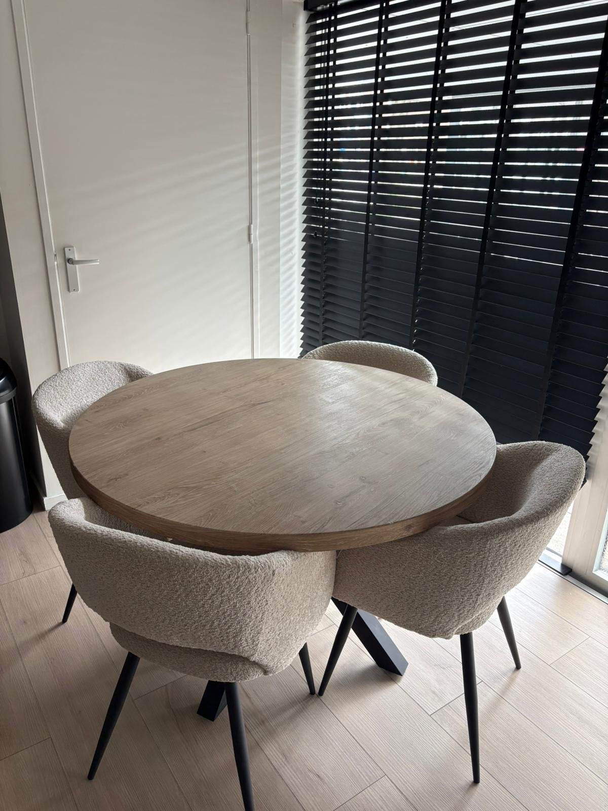 Ronde eettafel met 4 teddy eetkamerstoelen, Ophalen, 100 tot 150 cm, Rond, Zo goed als nieuw