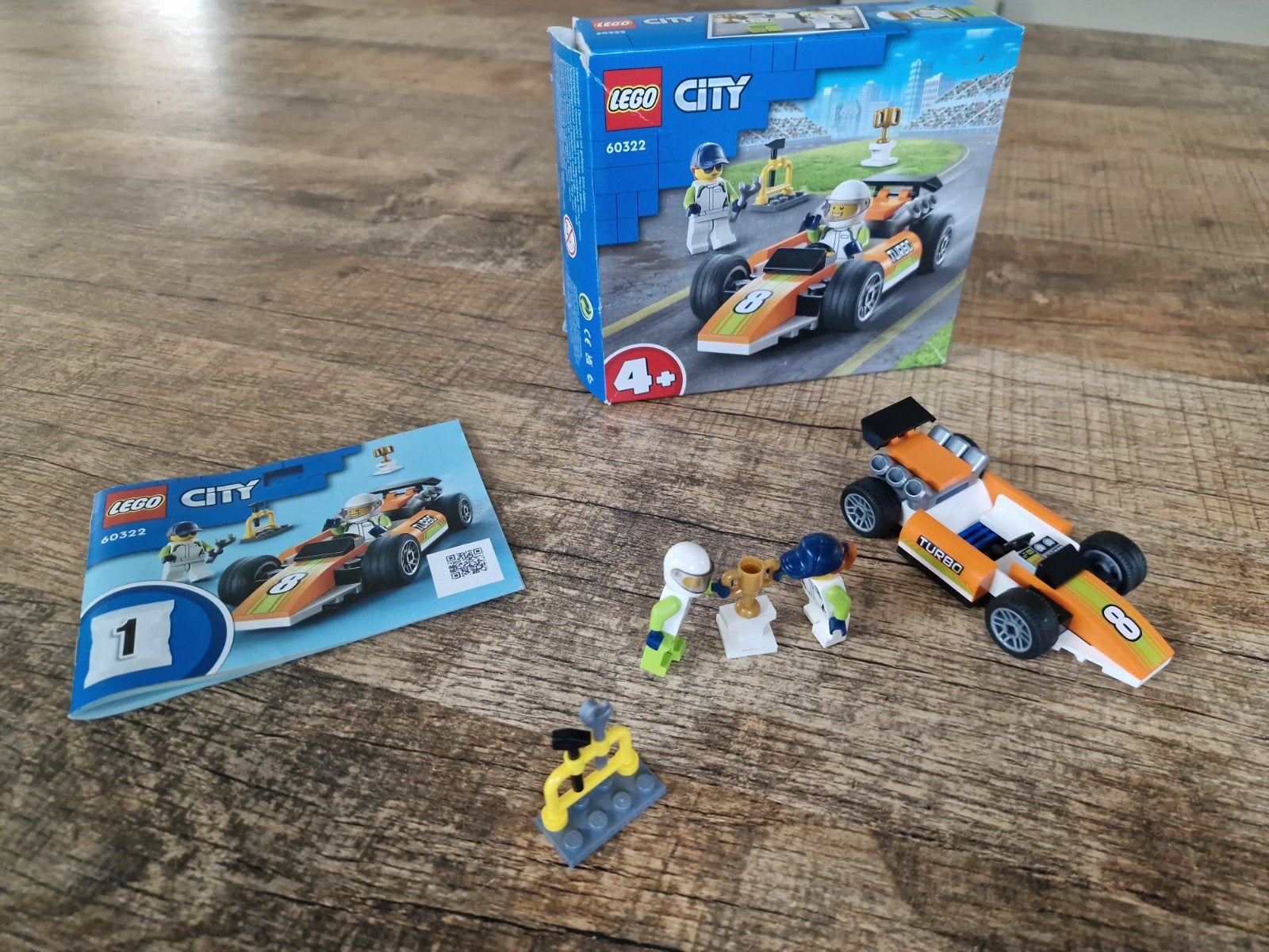 Lego City 60322 Raceauto compleet met boekje en doosje, Inclusief instructies, Lego, Ophalen of Verzenden, Complete set