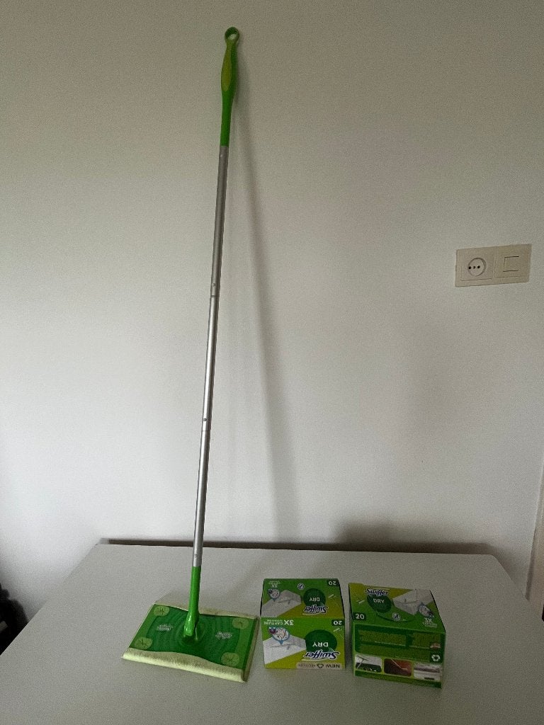 Swiffer Vloerreiniger - 1 Vloerwisser en 2 x 20 doekjes, Huis en Inrichting, Ophalen of Verzenden