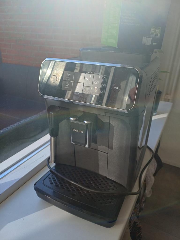 Defecte Philips EP2224/19 Volautomatische Espressomachine, Ophalen, Espresso apparaat, Koffiebonen, Niet werkend