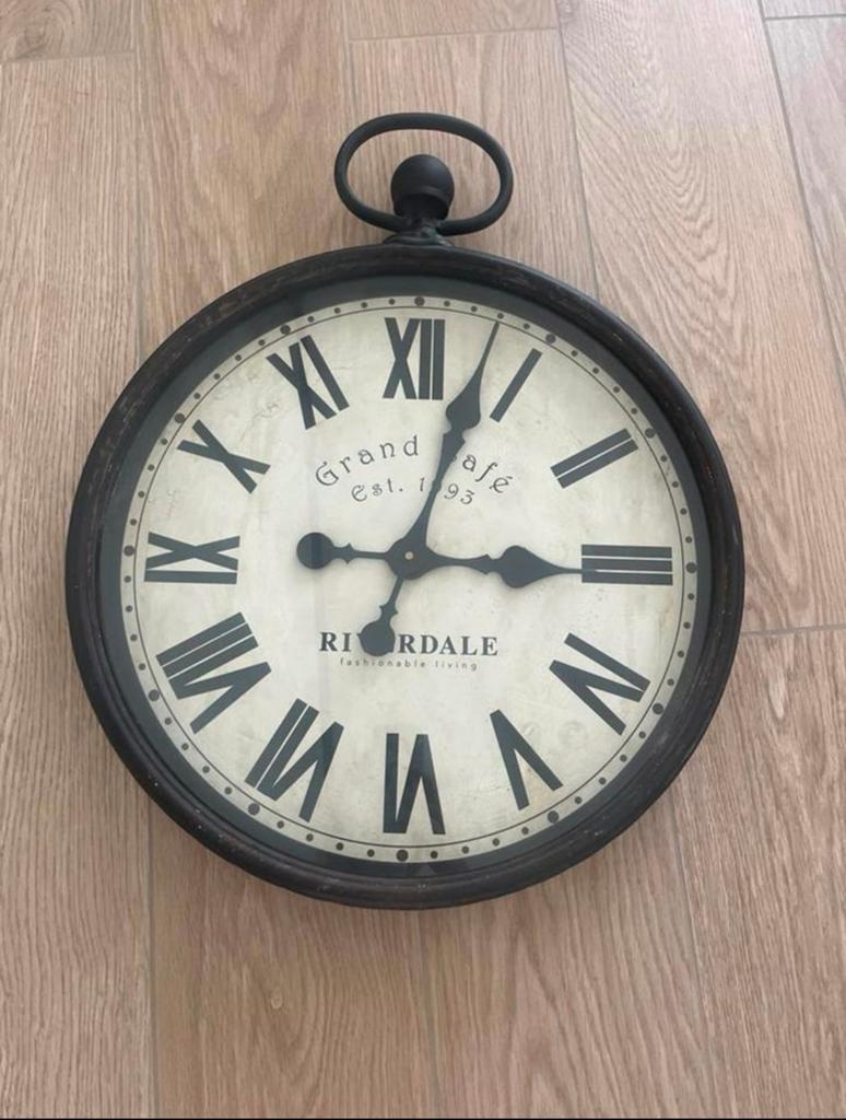 Riverdale Wandklok 50cm, Ophalen, Gebruikt, Analoog, Wandklok