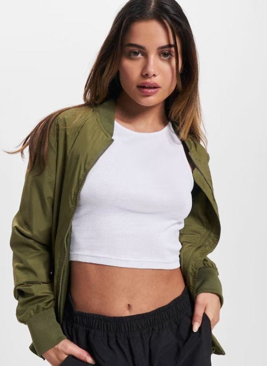 Bomber baseball jack jas maat XL olijf groen URBAN CLASSICS, Kleding | Dames, Jassen | Zomer, URBAN CLASSICS, Maat 46/48 (XL) of groter