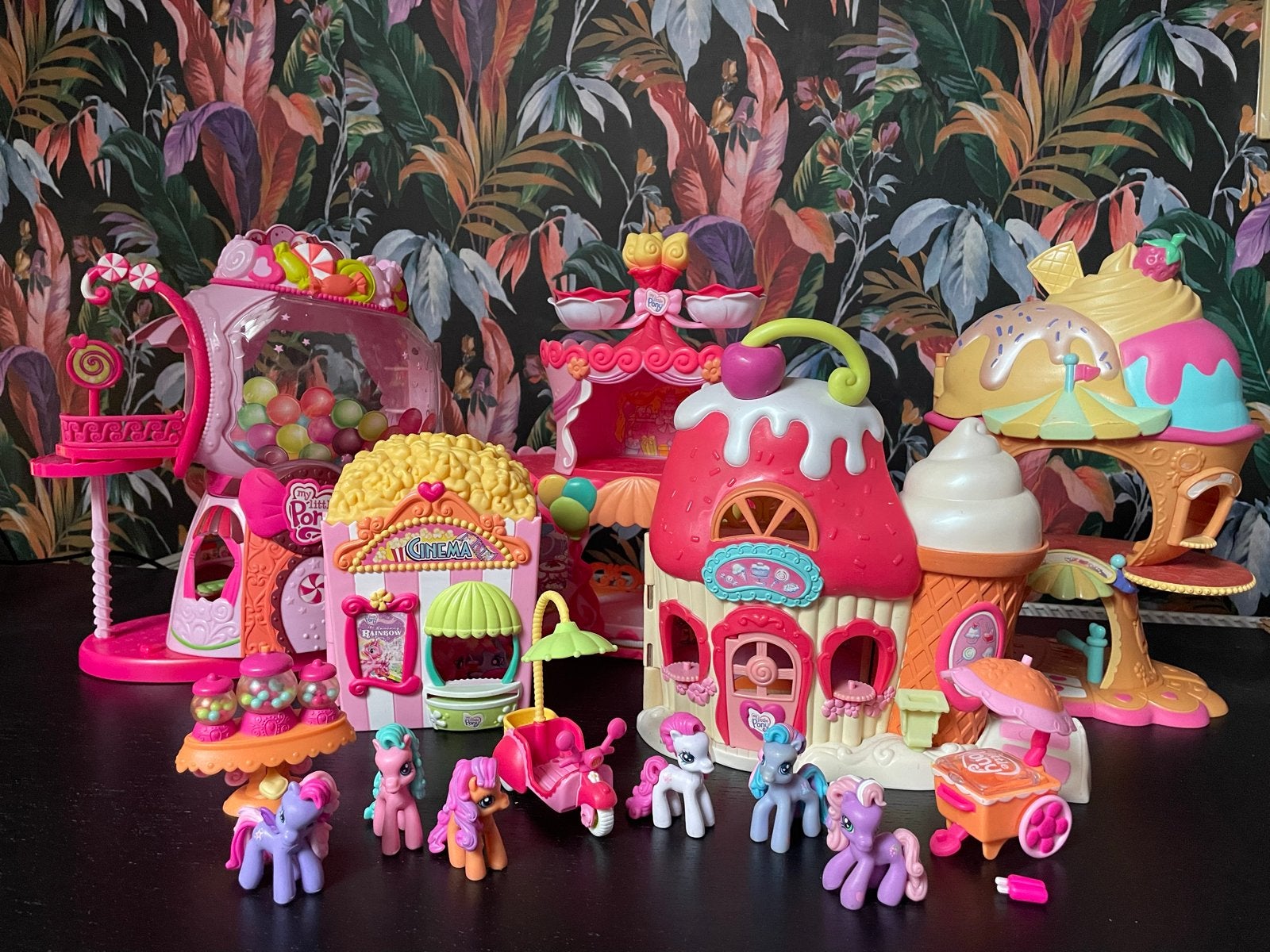 My Little Pony Ponyville speelset, Kinderen en Baby's, Speelgoed | My Little Pony, Ophalen of Verzenden, Gebruikt