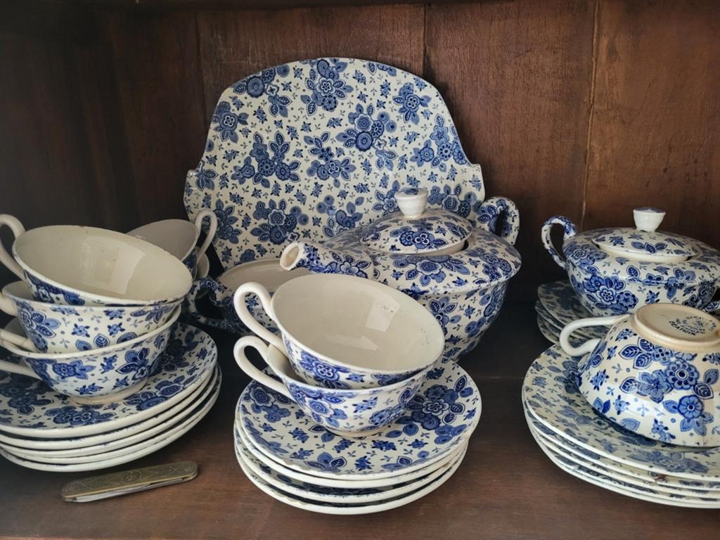 Theeservies Beatrix porcelein, Antiek en Kunst, Ophalen