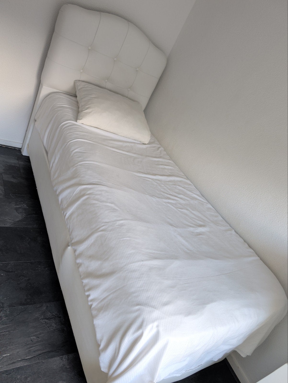 Boxspring met matras en opbergruimte