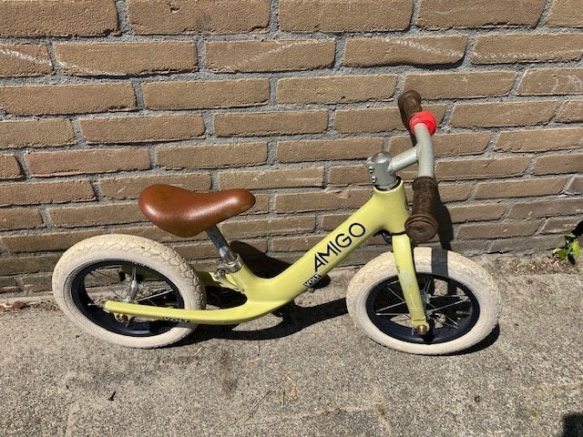 loopfietsje Amigo 12 inch, Ophalen, Gebruikt, Loopfiets