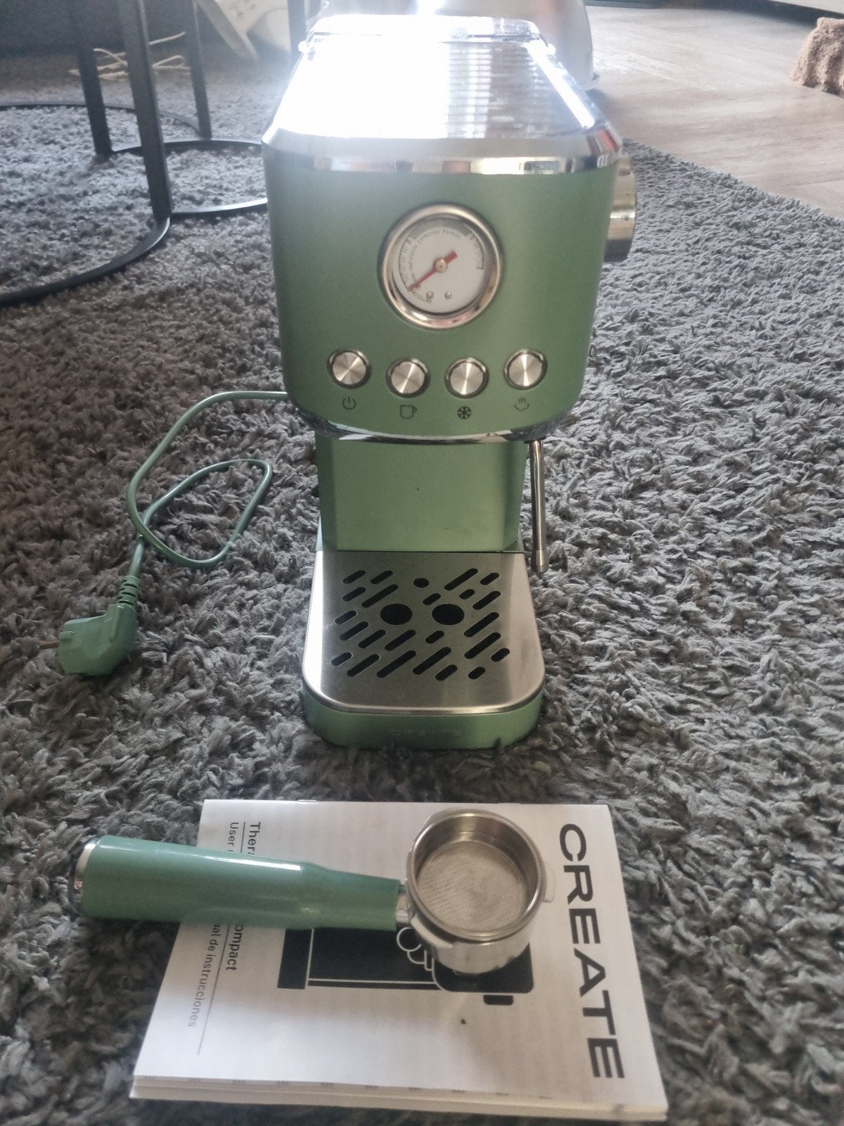 VERKOCHT, Espresso apparaat, Nieuw, Gemalen koffie, 2 tot 4 kopjes