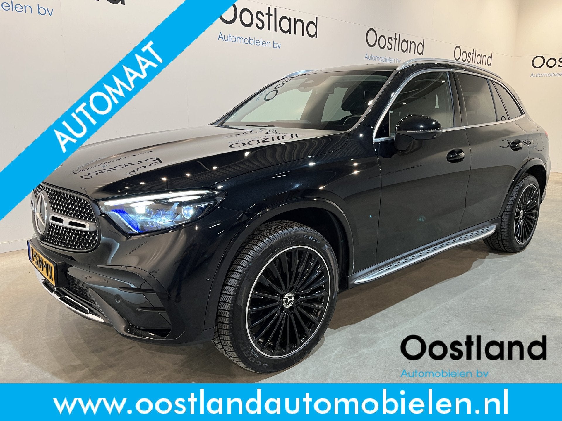 Mercedes-Benz GLC 300e 4MATIC AMG Line / Pano. Schuifdak / 3, Auto's, Automaat, Gebruikt, Zwart, Vierwielaandrijving