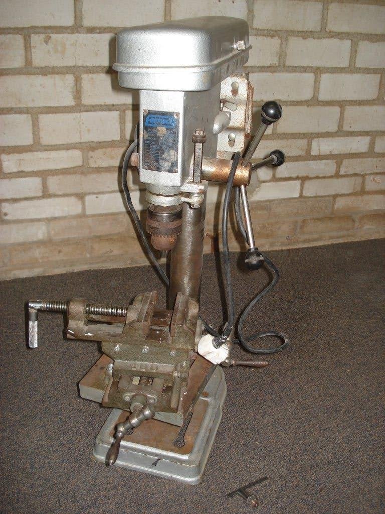 Zware Boorkolom  Ferrock  Werkt Perfect  220 Volt, Ophalen, Zo goed als nieuw, Kolomboormachine