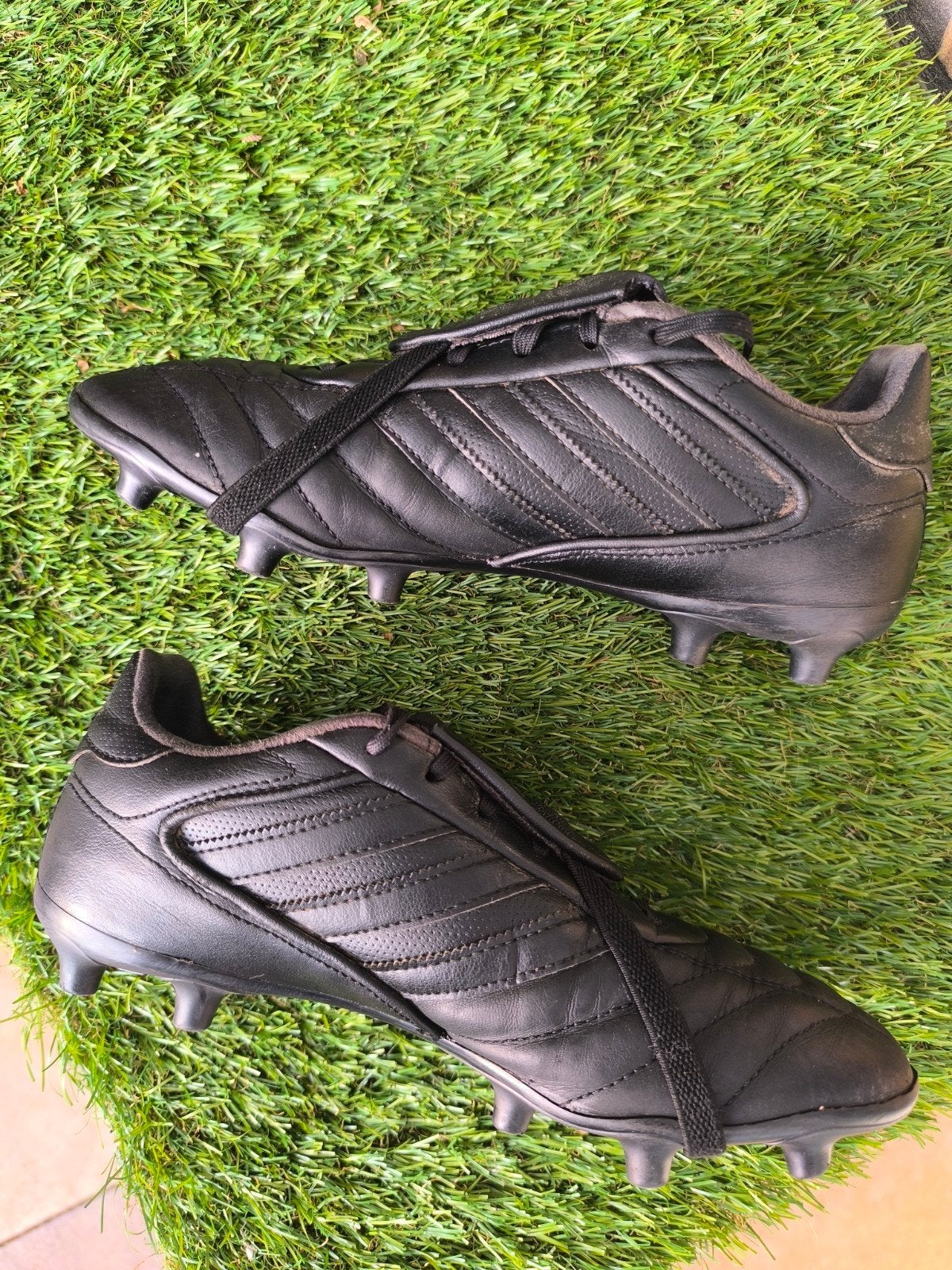 Adidas Gloro voetbalschoenen - Zwart maar 39 1/3, Maat XS of kleiner, Ophalen of Verzenden, Gebruikt, Schoenen