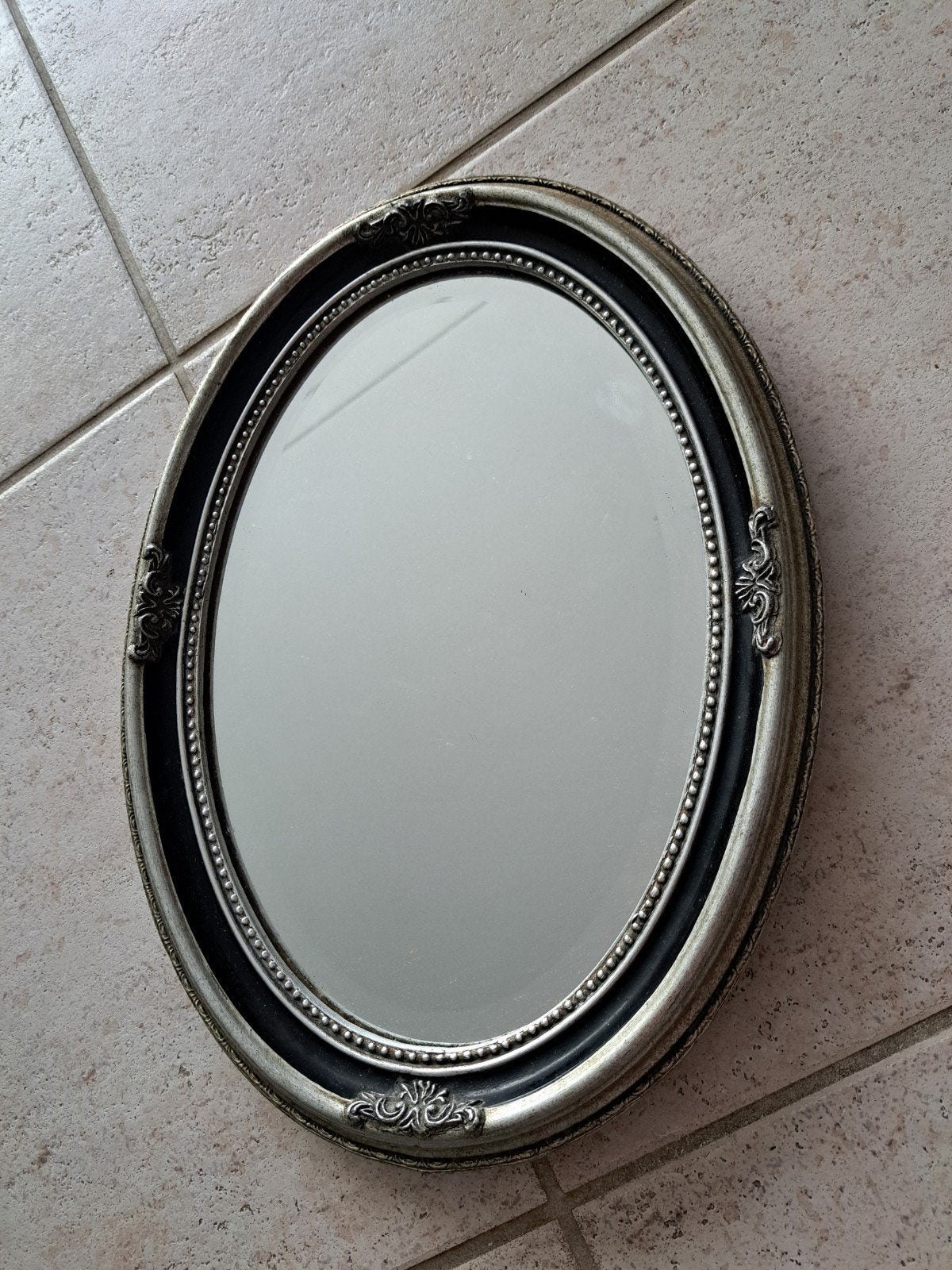 mooi gaaf spiegel met zilveren lijst, Huis en Inrichting, Minder dan 50 cm, Ophalen of Verzenden, Zo goed als nieuw, Minder dan 100 cm