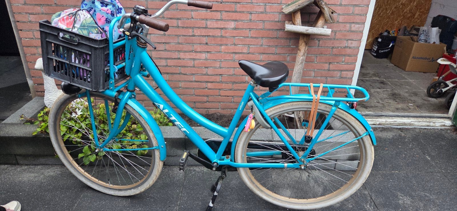 meiden fiets 28 inch, Fietsen en Brommers, Ophalen of Verzenden, Zo goed als nieuw, 26 inch of meer