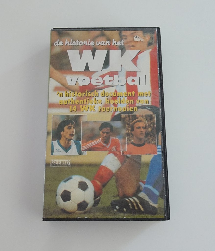 De Historie van het WK Voetbal 1930 - 1986 op VHS, Alle leeftijden, Ophalen, Zo goed als nieuw