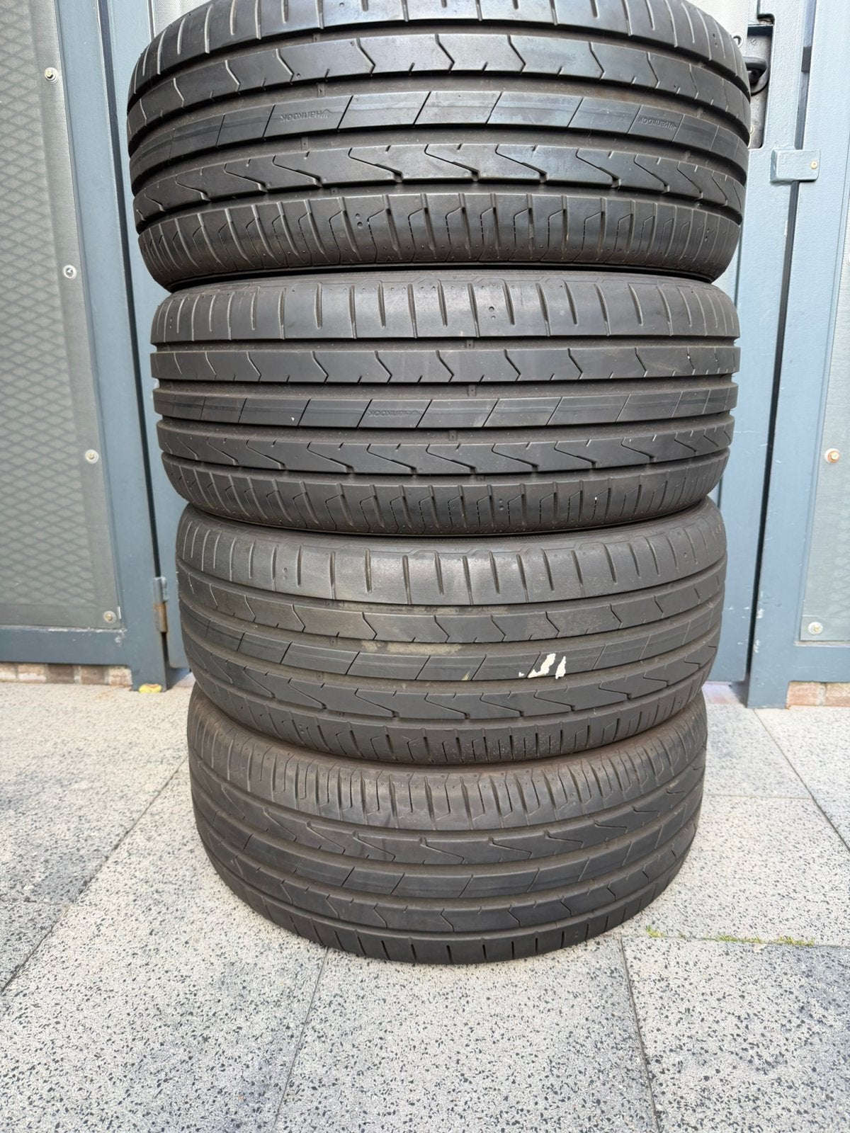 Set 215 45r18 Hankook, Ophalen, 18 inch, 215 mm, Band(en)