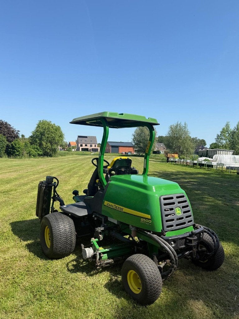 John Deere 8500 E-cut Hybrid Kooimaaier, Tuin en Terras, Elektrische starter, Zo goed als nieuw, Benzine-grasmaaier, 50 cm of meer