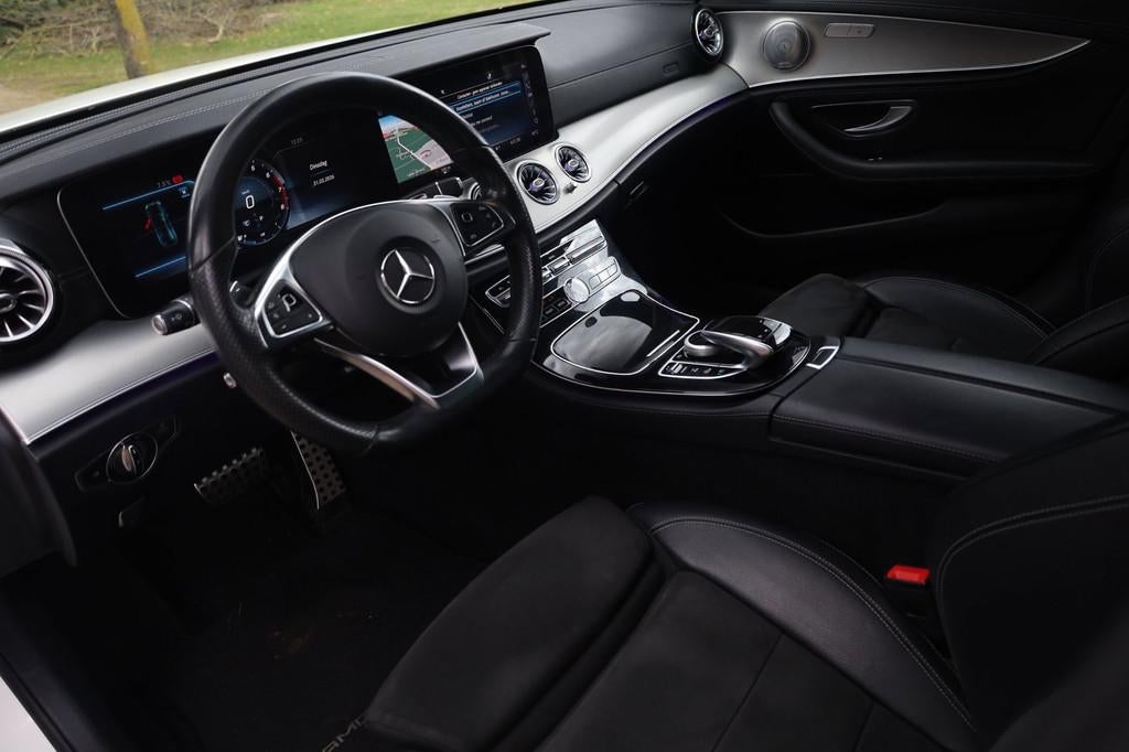 Mercedes-Benz E-klasse 200 Prestige Aut. | 43-AMG Uitgevoerd, Auto's, Automaat, Achterwielaandrijving, Gebruikt, 4 cilinders