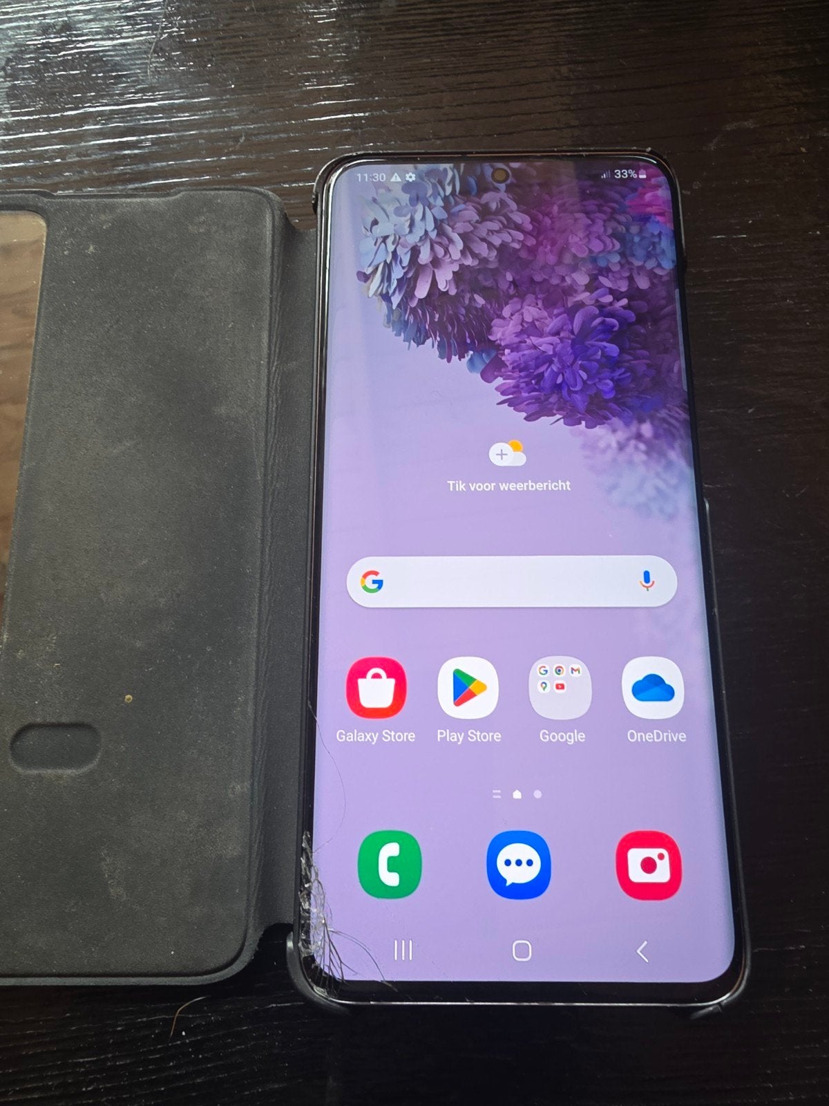 samsung s20 grijs 128gb barst onderkant hij werkt nog goed, Telecommunicatie, Mobiele telefoons | Samsung, Gebruikt, Galaxy S20