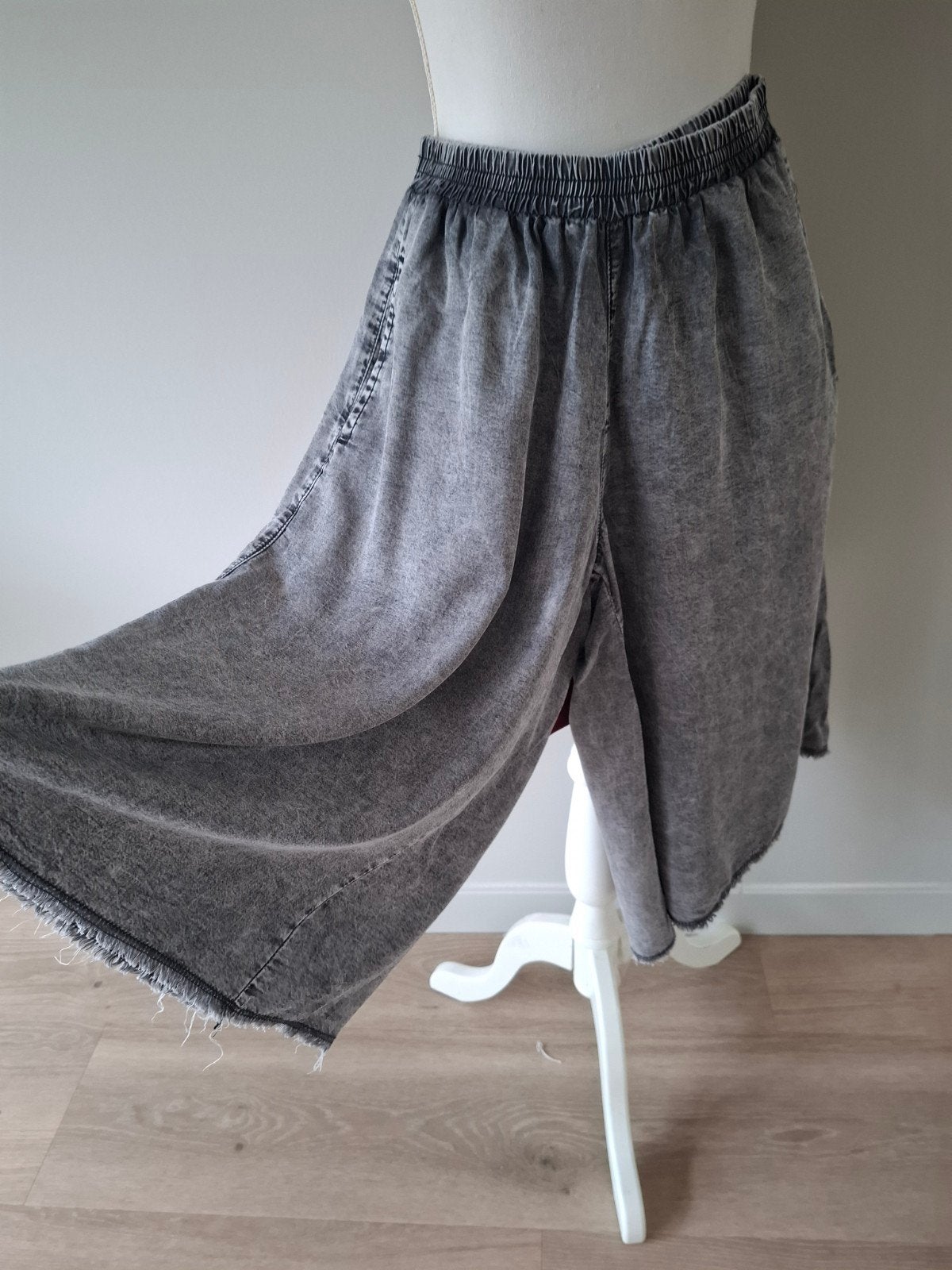 Broekrok B. Osty maat 164 (valt als XS/S), Kleding | Dames, Ophalen of Verzenden, Zo goed als nieuw, Maat 34 (XS) of kleiner, Boven de knie