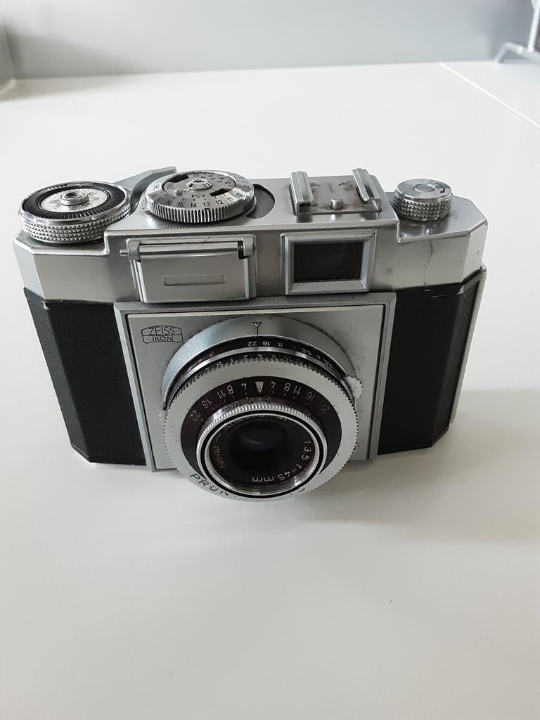 Vintage Zeiss Ikon Contina IIa camera met lederen tas, Ophalen of Verzenden, Gebruikt, Compact, Overige Merken