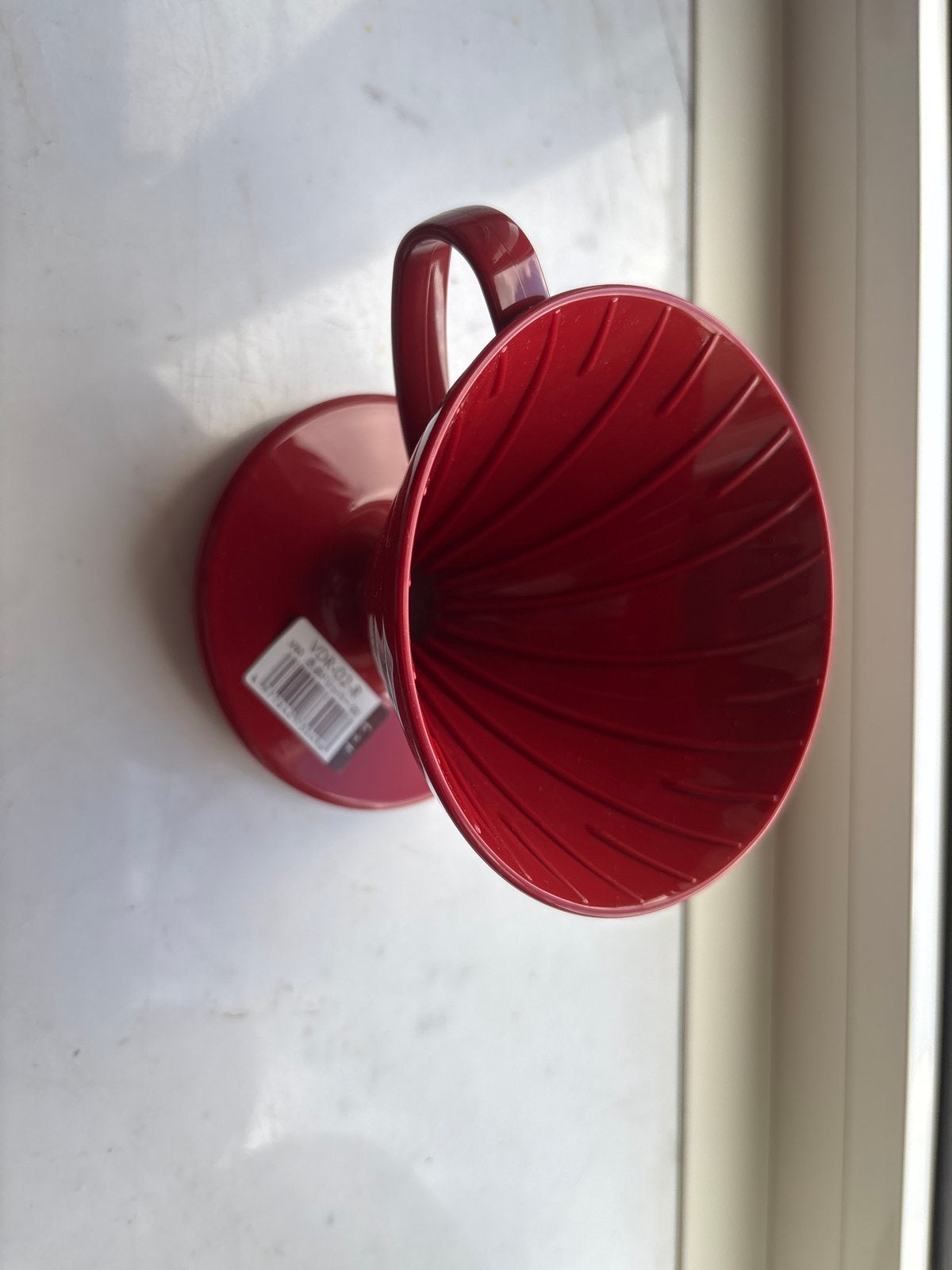 Hario V60 Koffiedripper 02 Rood - Nieuw in doos, Overige typen, Kunststof, Nieuw, Ophalen of Verzenden