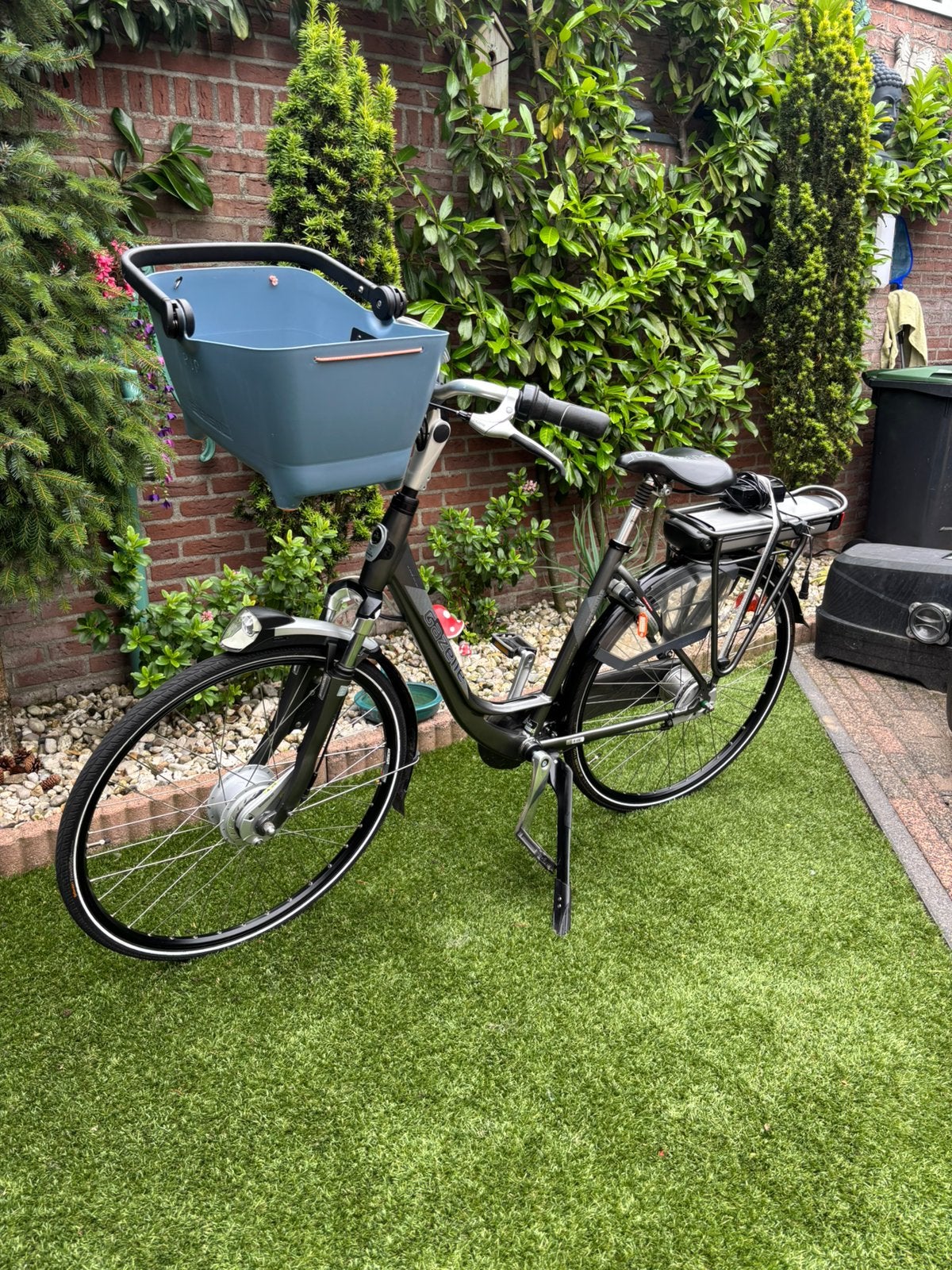 Gazelle nette dames fiets elektrisch / met mand / en oplader, Ophalen, 0 zitjes, Gazelle, Trommelrem