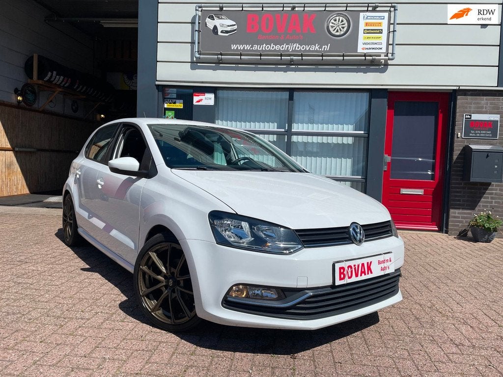 Volkswagen POLO 1.2 TSI Comfortline Business R 5 Deurs Autom, Auto's, Stof, Gebruikt, 4 cilinders, 1039 kg