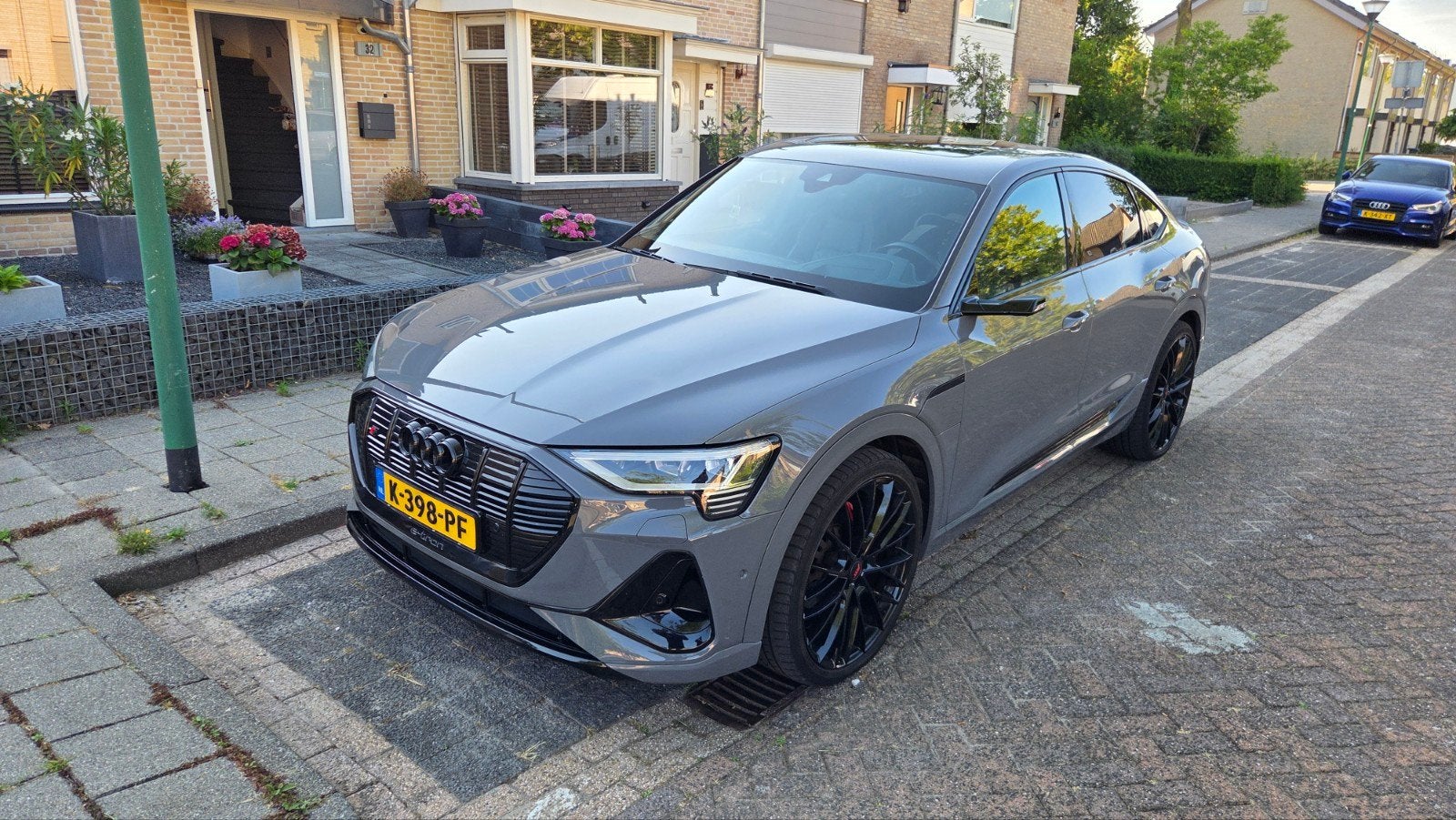 Audi e-tron 50 Quattro 313pk 2020 Grijs, Auto's, Audi, Bedrijf, e-tron, Elektrisch, SUV of Terreinwagen, Automaat, Geïmporteerd