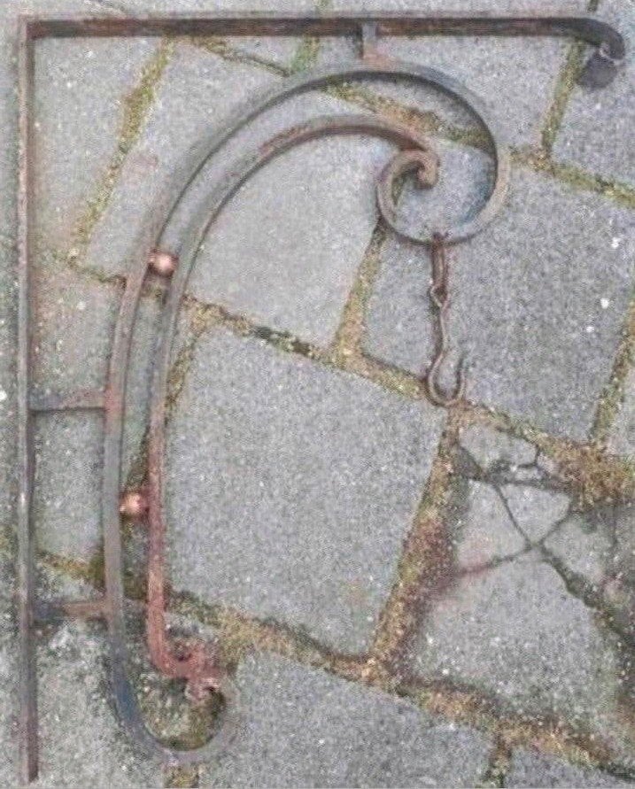 Smeedijzer wandhaak muurhaak., Ophalen