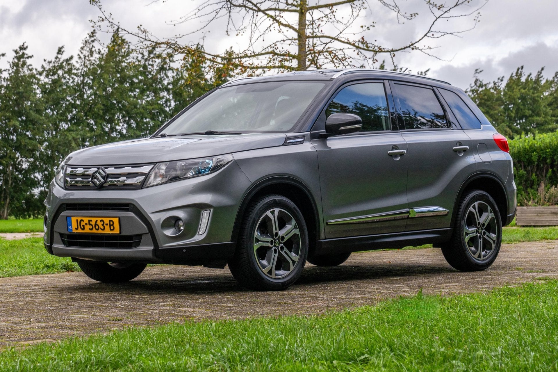 Suzuki Vitara 1.6 High Executive Automaat Clima Pano +NAP NL, Auto's, Dealer onderhouden, Gebruikt, Euro 6, 400 kg