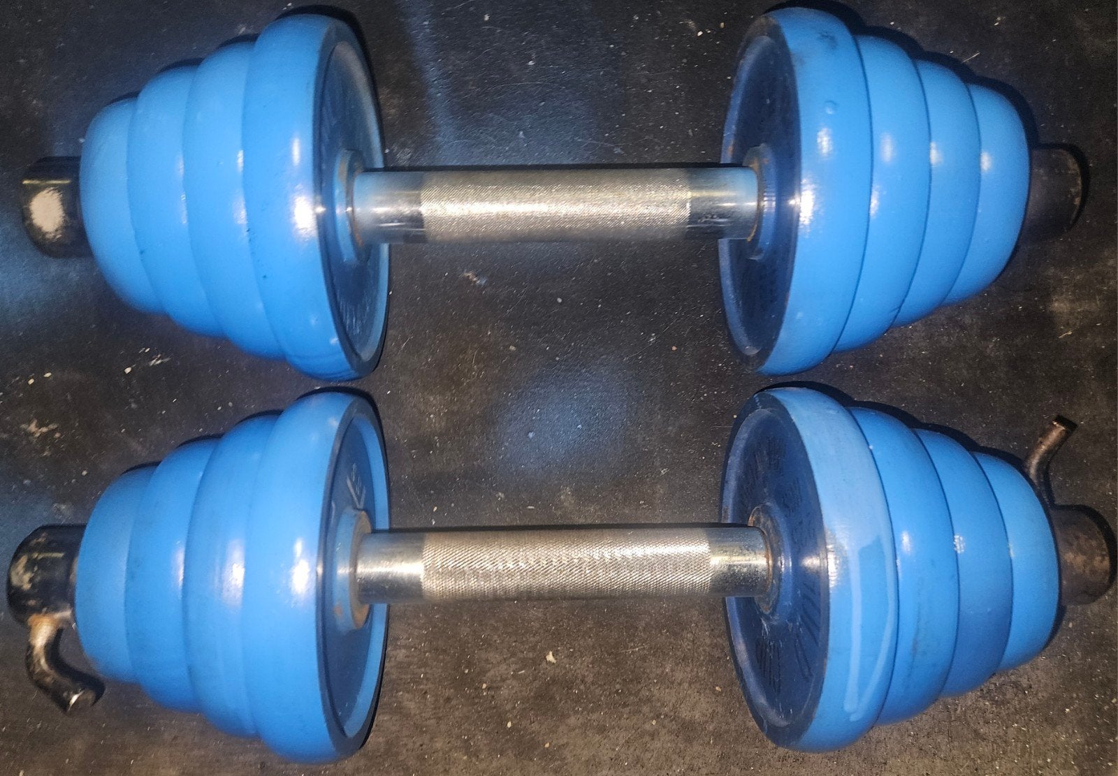 2x 15kg blauwe gietijzeren dumbbells: totaal 30kg gewichten, Ophalen, Gebruikt, Benen, Dumbbell