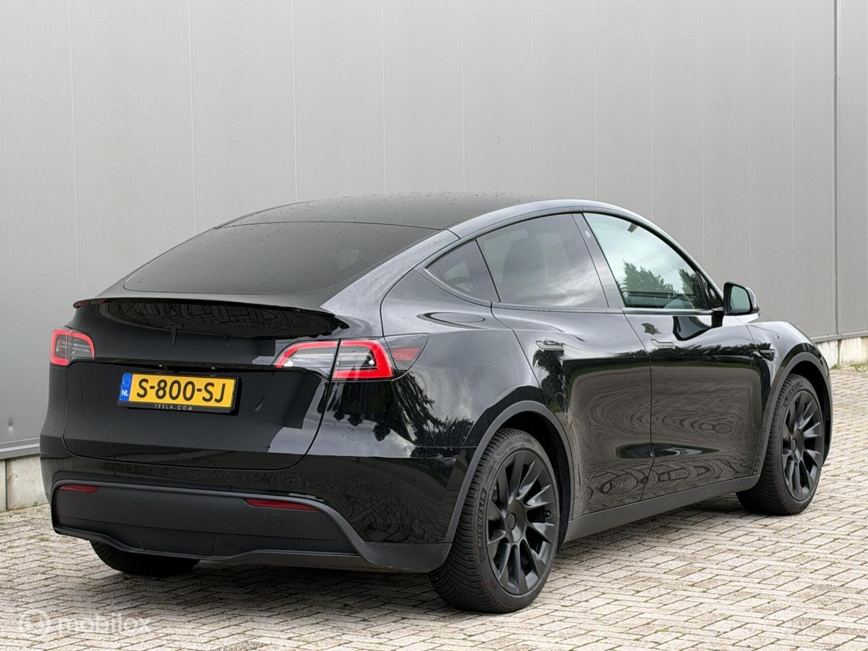 Foto 23 van Tesla Model Y Standard Range LFP | wit interieur | SOH 94%