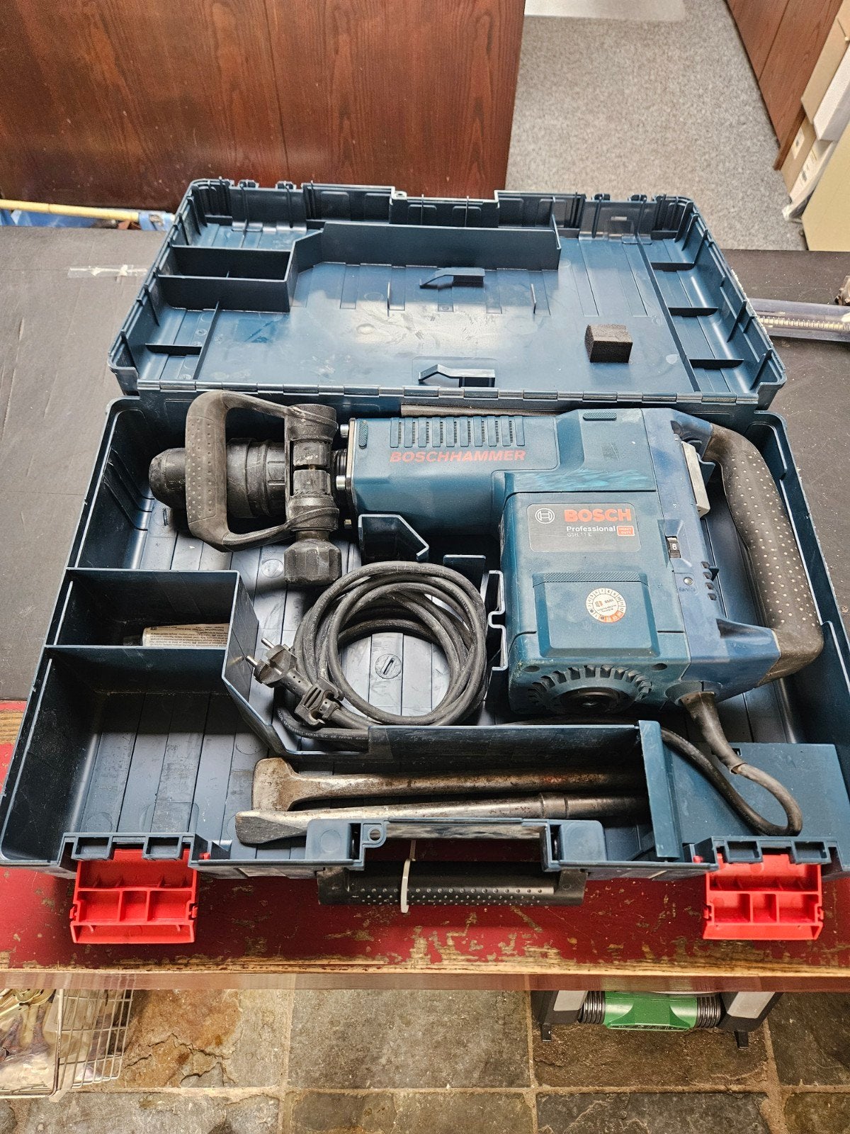 Bosch GSH 11E sloophamer / breekhamer, 600 watt of meer, Boor- en/of Breekhamer, Variabele snelheid, .