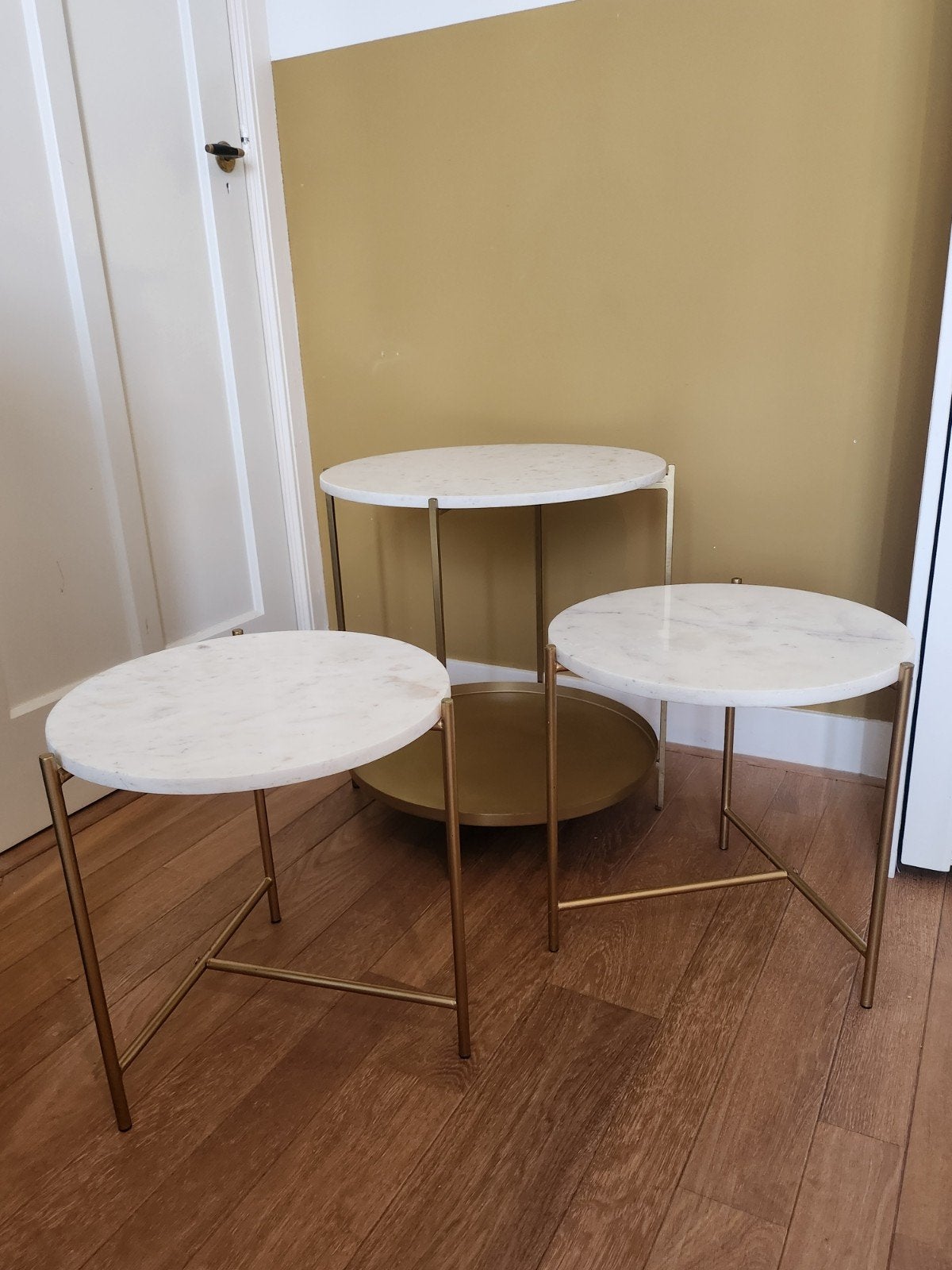 Set van 3: Marmeren Salontafel en bijzettafel, marmeren blad, Huis en Inrichting, Tafels | Salontafels, Minder dan 50 cm, Gebruikt