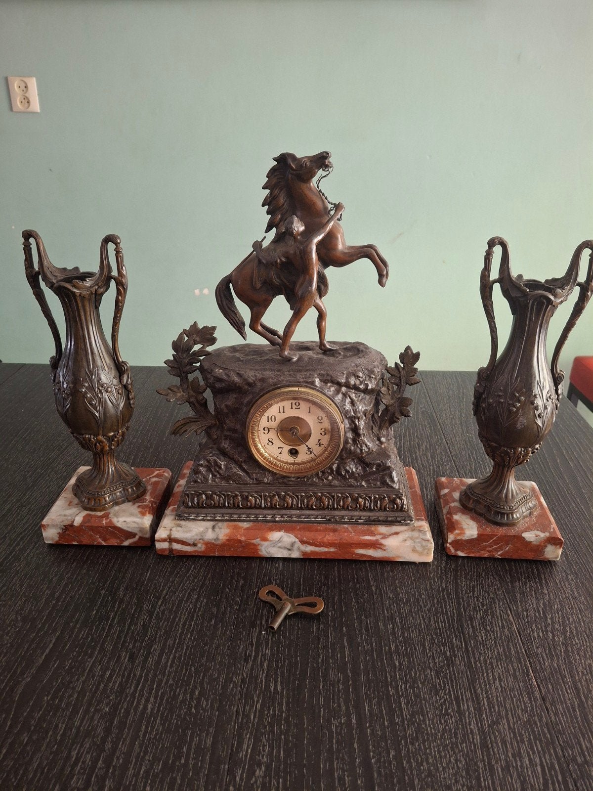 Antieke Bronzen Klok met Vazen - Paard en Ruiter, Ophalen