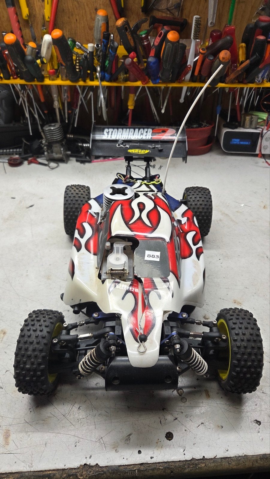 Te koop leuke carson stormracer, Gebruikt, Ophalen of Verzenden, Schaal 1:10, Auto onroad