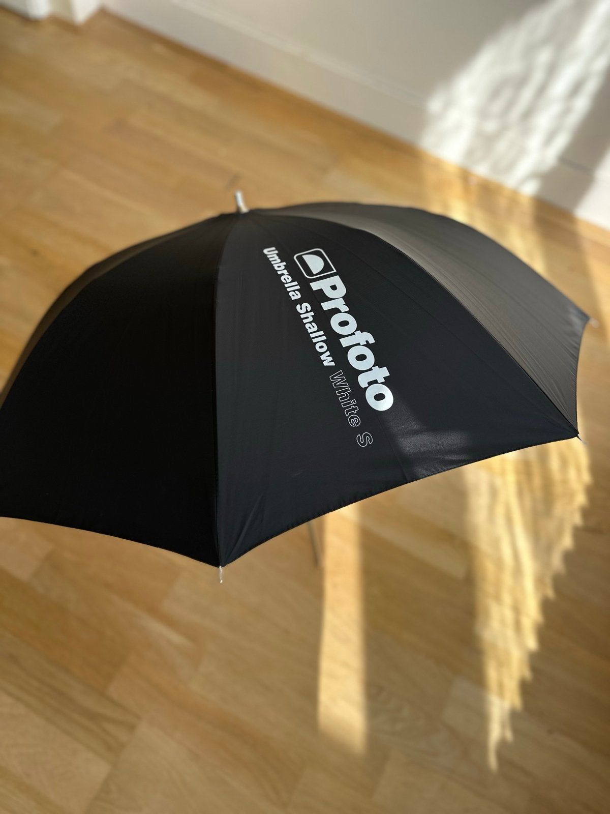 Profoto Umbrella Shallow White S, Overige merken, Belichting, Ophalen of Verzenden, Zo goed als nieuw
