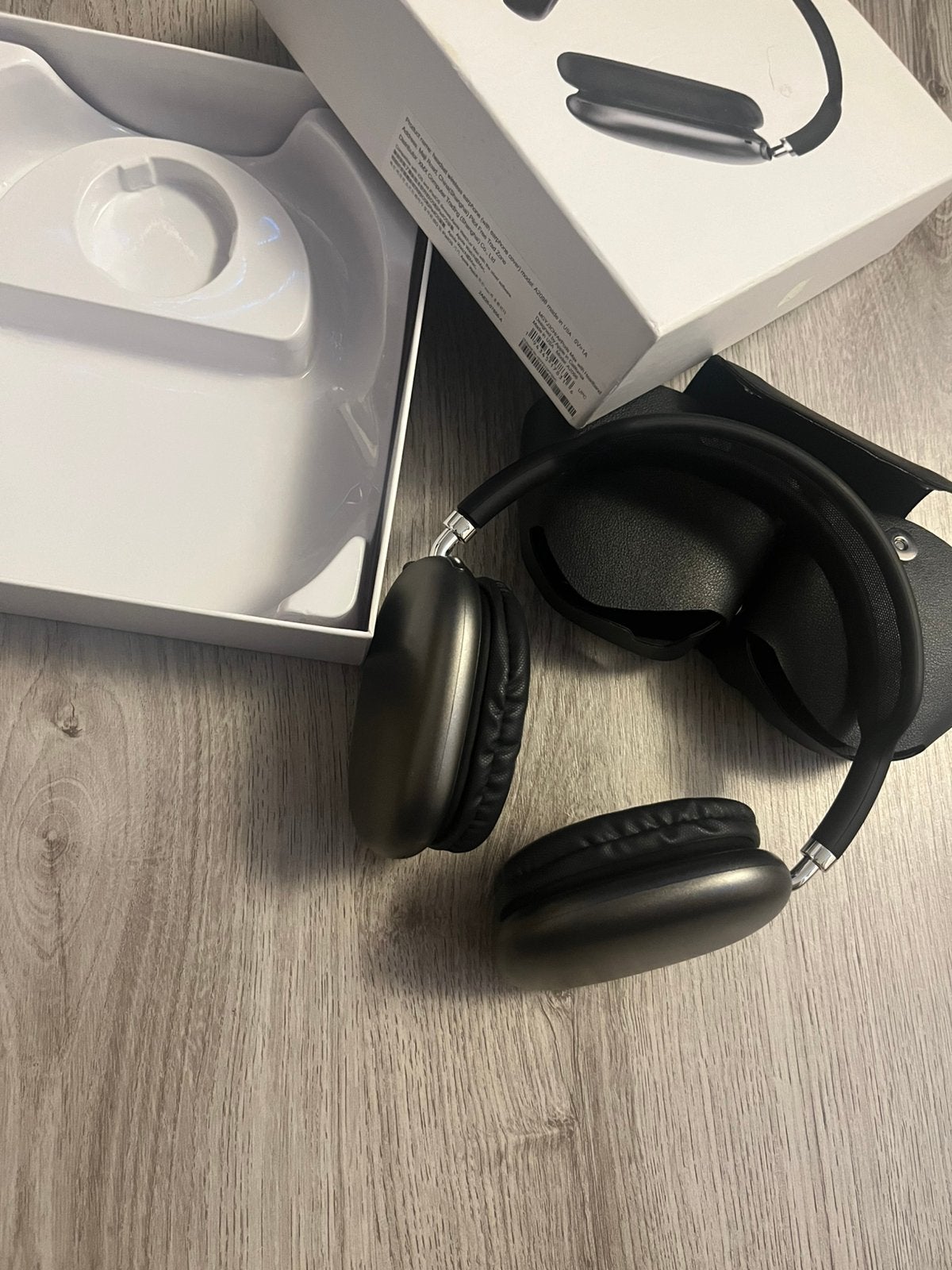 Airpods max, Ophalen of Verzenden, Zo goed als nieuw