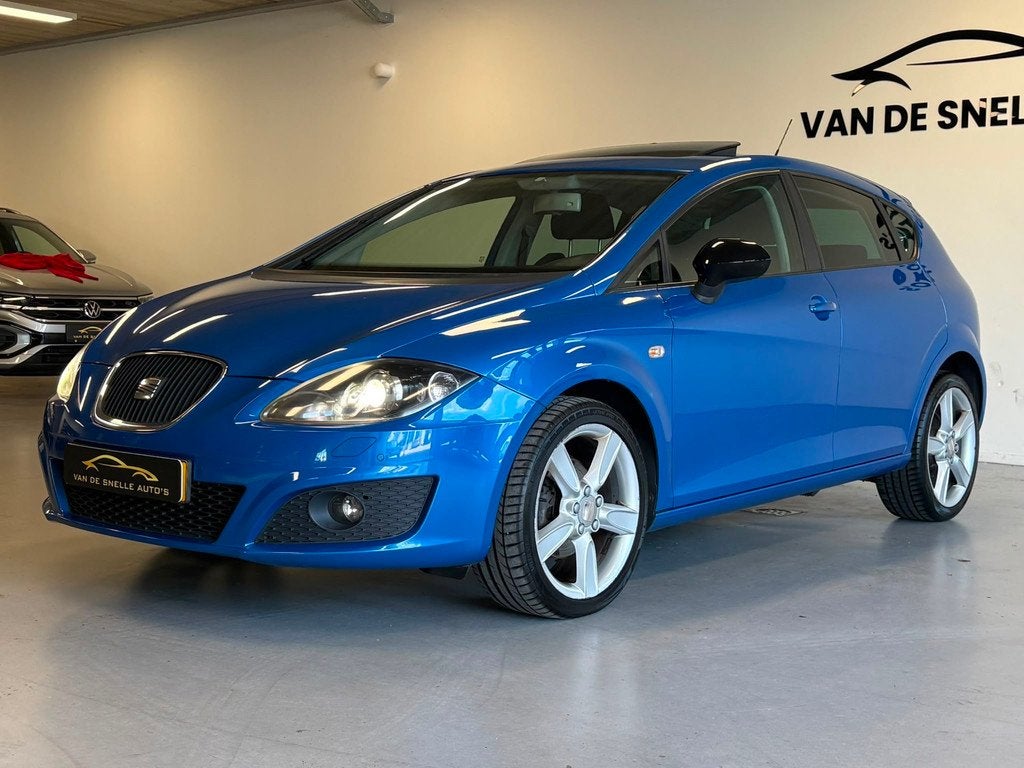 Seat Leon 1.8 TFSI Businessline High AUTOMAAT/PANO/PDC/BIXEN, Auto's, Seat, Euro 5, 15 km/l, Gebruikt, 680 kg