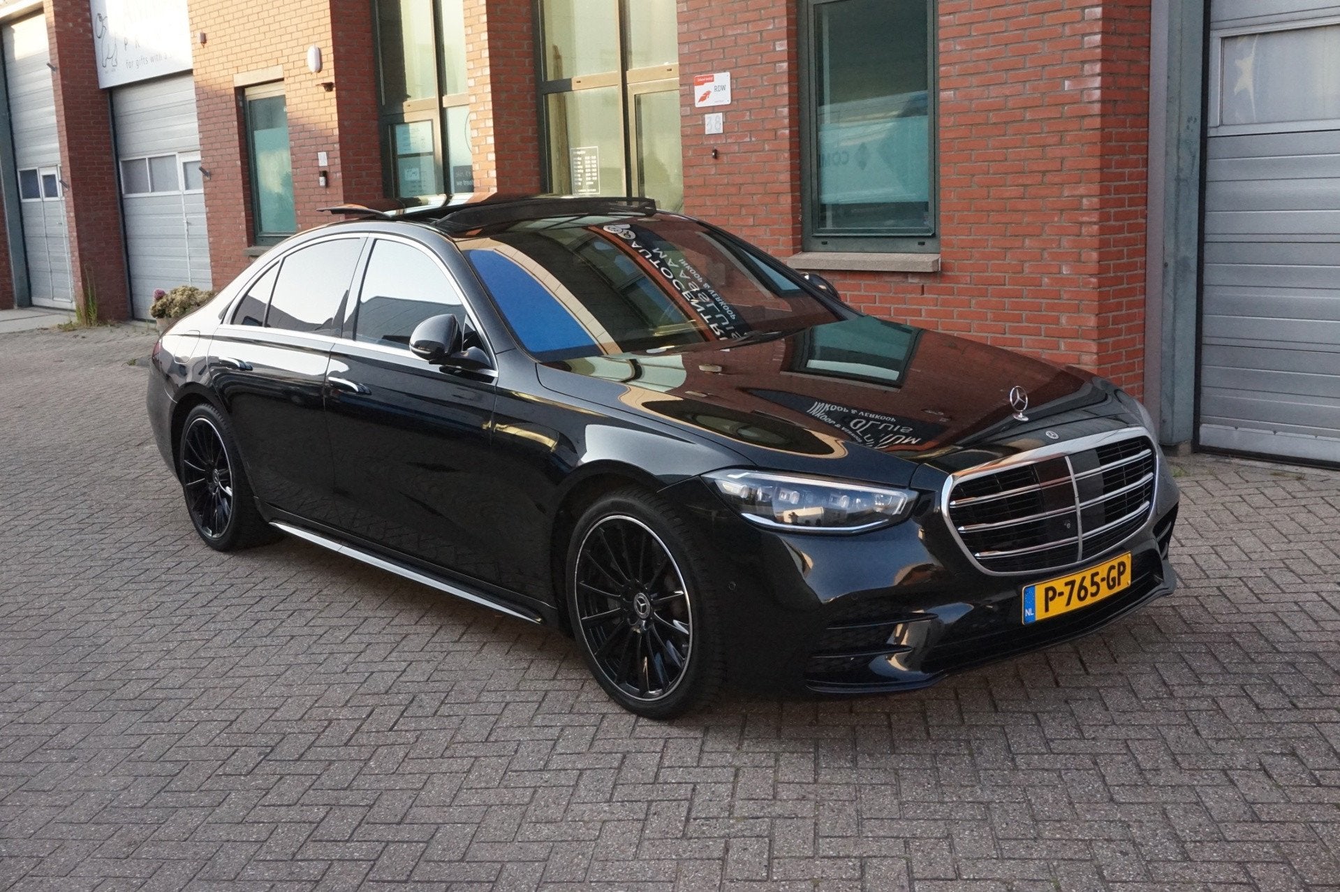Mercedes-Benz S-klasse 580 e AMG Line Pano, Burmester, Achte, Auto's, Automaat, Achterwielaandrijving, Gebruikt, 367 pk