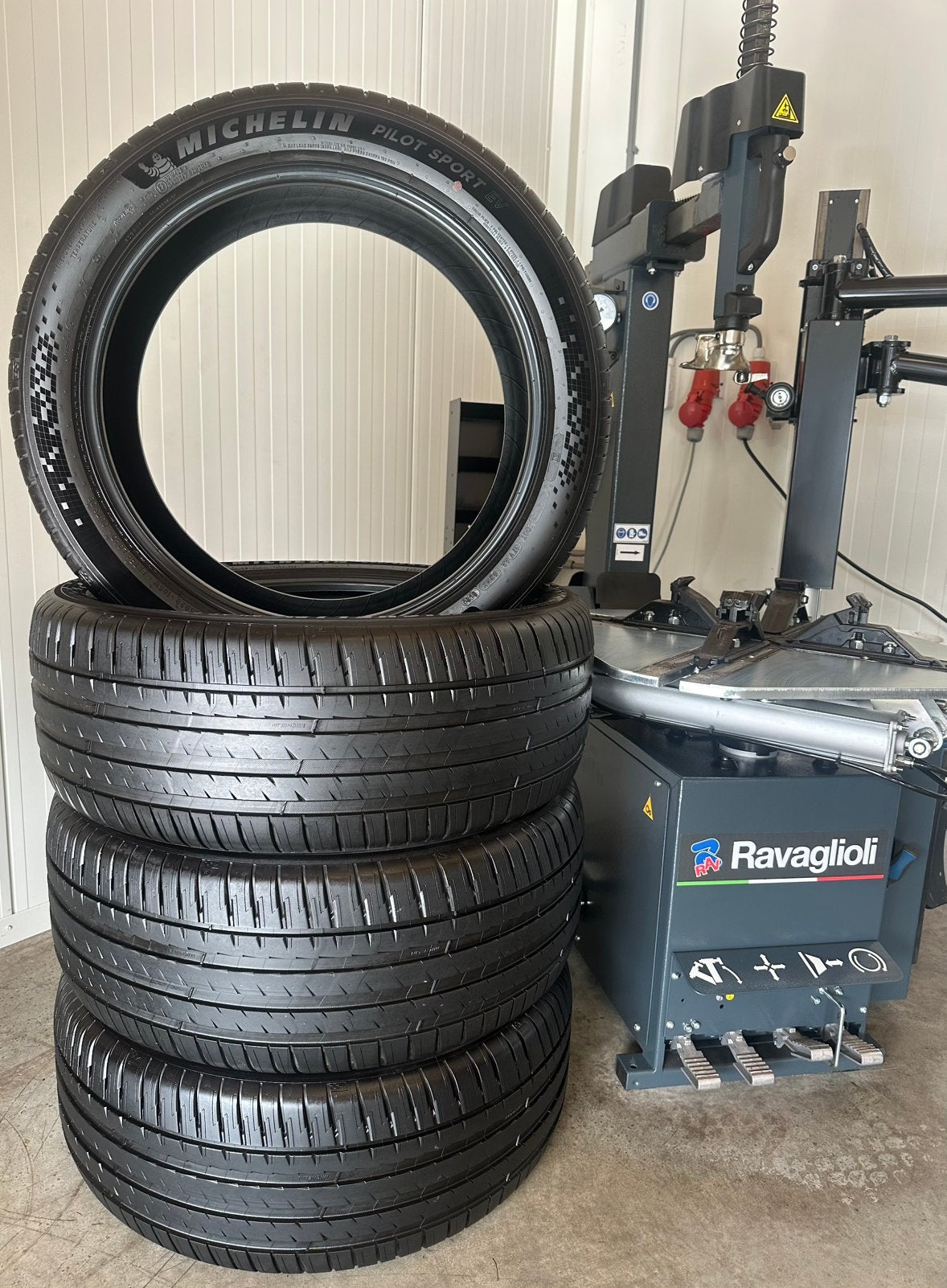 255 45 20 Michelin Zomerbanden 255/45 R20 Inclusief Montage, 255 mm, Banden en Velgen, Nieuw, Ophalen of Verzenden