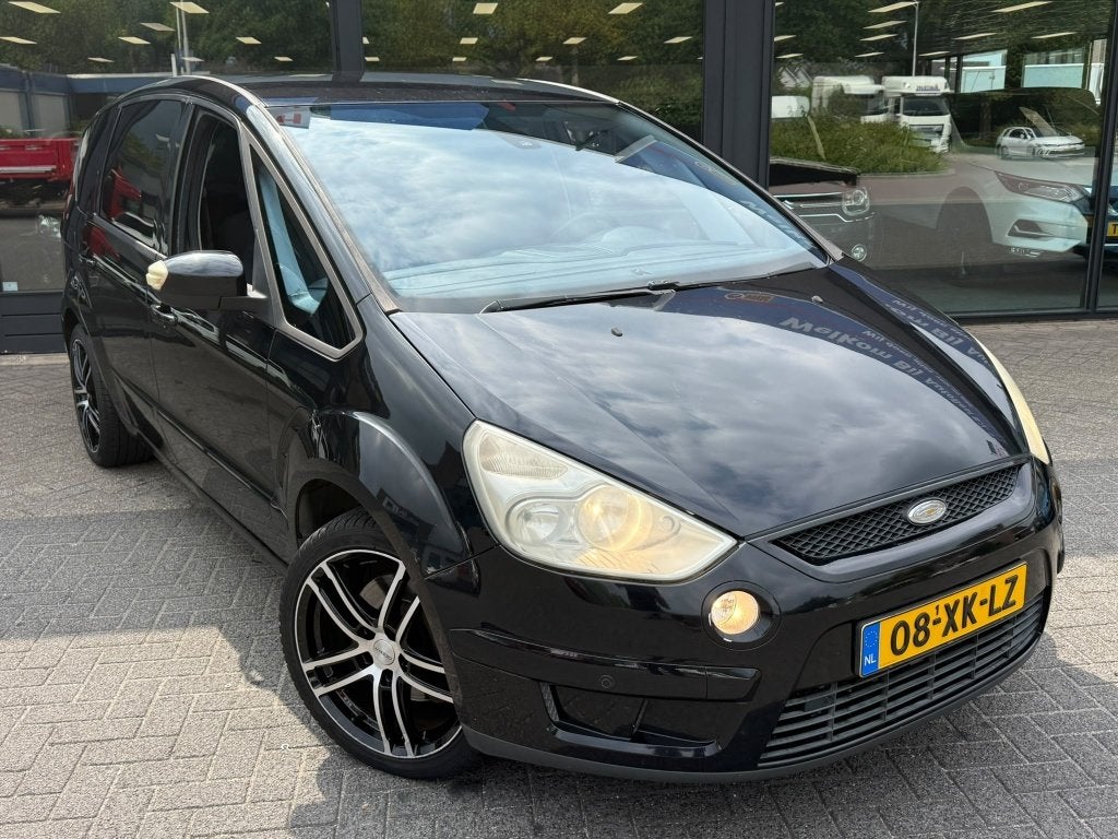 Ford S-Max 2.5-20V Turbo (bj 2007), Auto's, Gebruikt, 1581 kg, 7 stoelen, Handgeschakeld