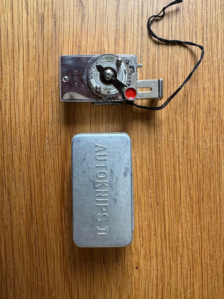Autoknips II - Vintage Mechanische Zelfontspanner Haka, Ophalen of Verzenden, Gebruikt