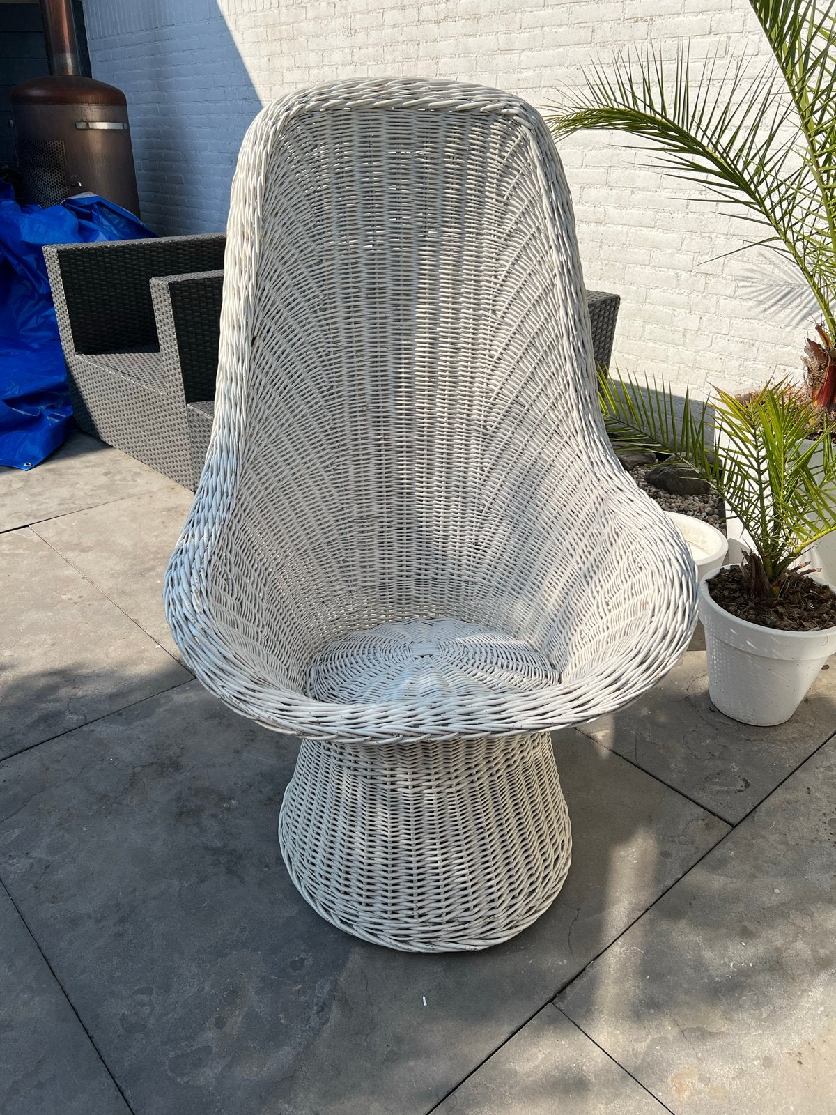 Witte rieten/rotan relaxstoel, Ophalen, Gebruikt, Minder dan 75 cm, 50 tot 75 cm