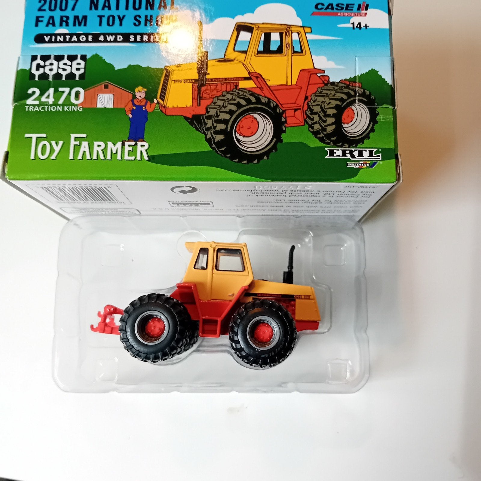 ERTL 1:64 Case 2470 Traction King Farm Toy Show NIB, Ophalen of Verzenden, Nieuw