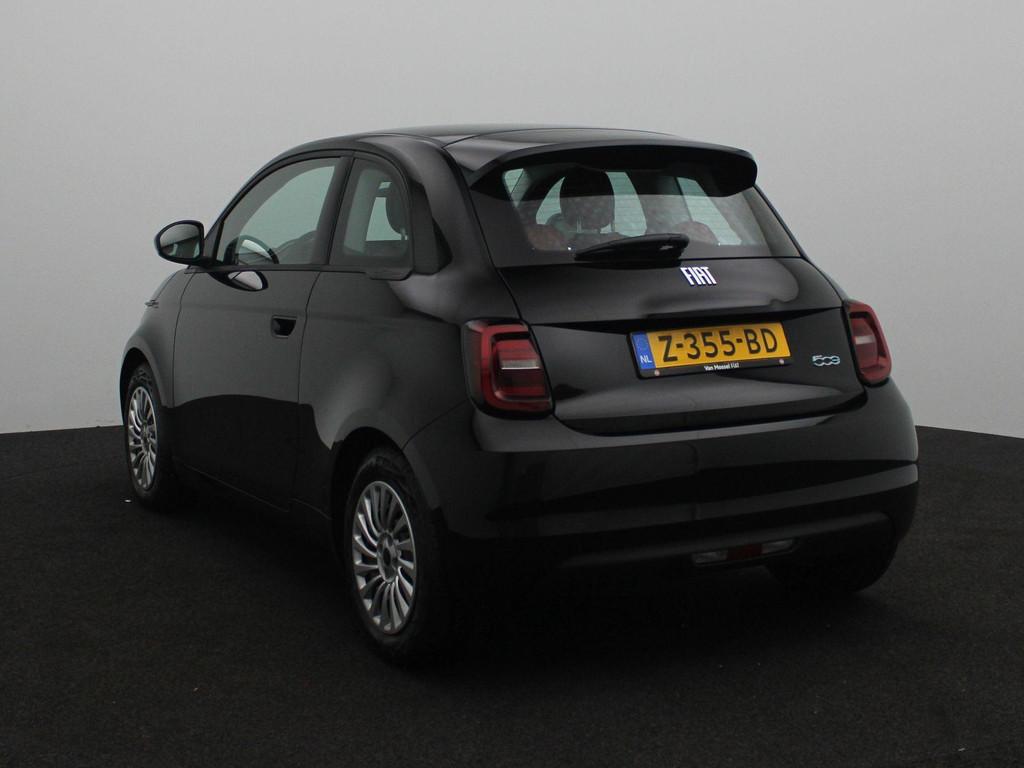 Fiat 500e 42 kWh | Lederen bekleding |, Auto's, Stof, 4 stoelen, Zwart, Origineel Nederlands