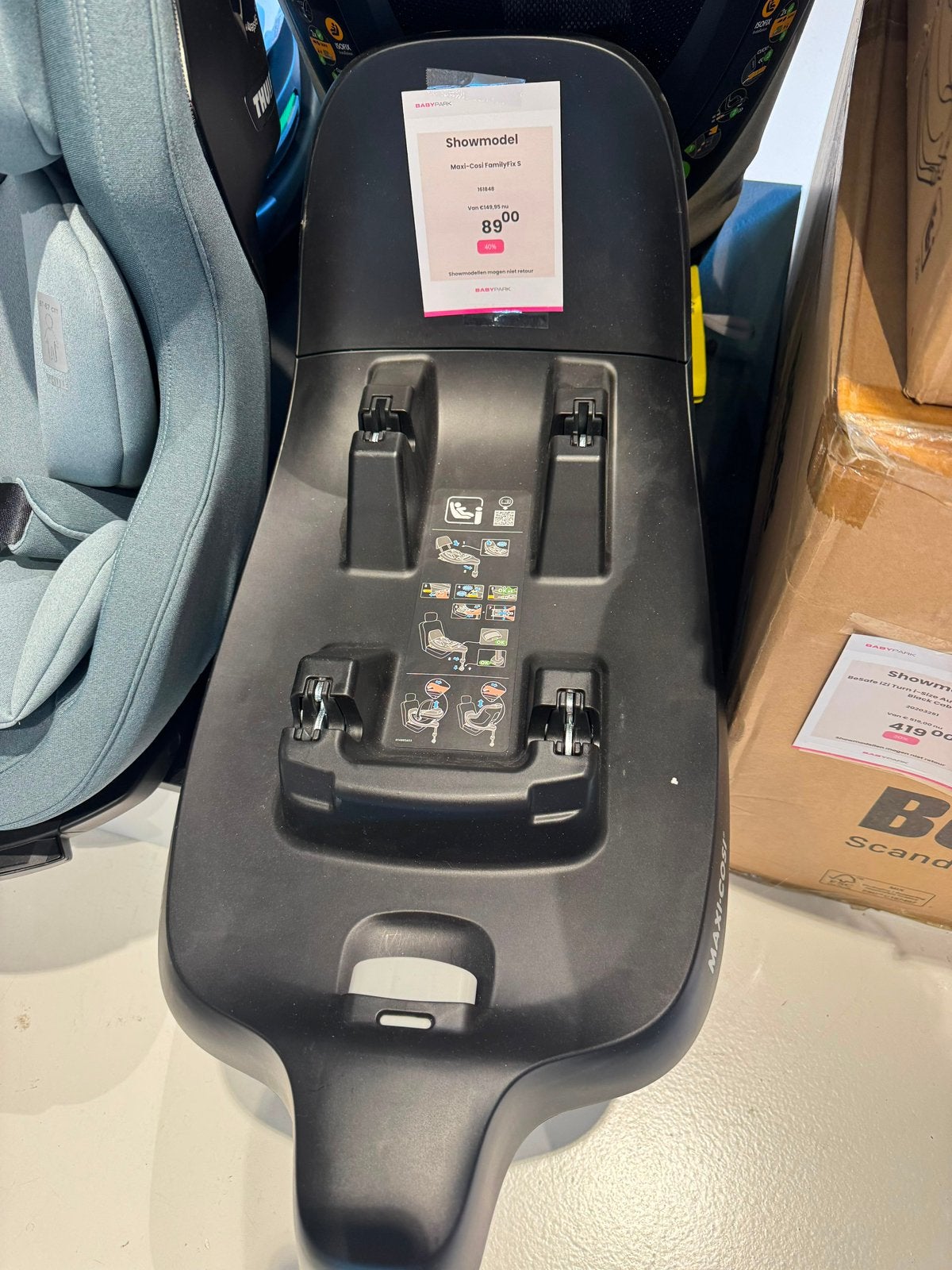 Maxi Cosi Familyfix S base, Ophalen, Zo goed als nieuw, Maxi-Cosi, Isofix
